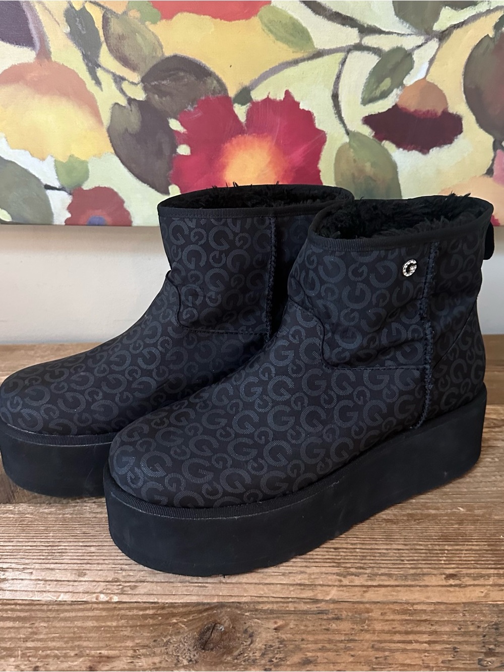 G by GUESS Black Logo Platform Winter Boots Faux Fur Lined Women’s Ankle Boots 9